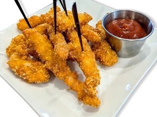 Курячі нагетси із соусом Барбекю 150/50 г (150/50g)