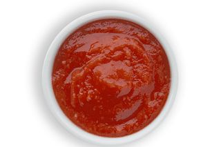 წიწაკისა და ვაშლის ცხარე სოუსი 50 გ / CHILI-APPLE HOT SAUCE 50g
