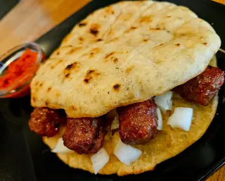 Ćevapi u somunu