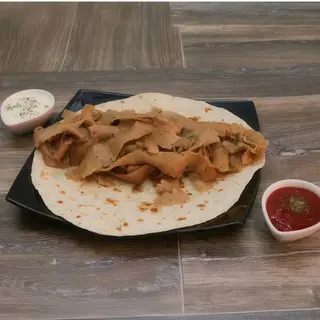 Durum solo carne y salsa 