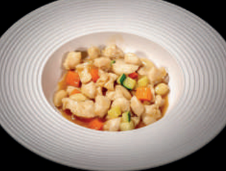 155 Pollo con mandorle