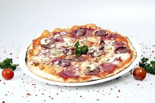 Pizza Capriciossa