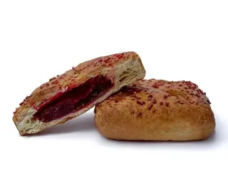 БоПиріжок з полуницею (110g)