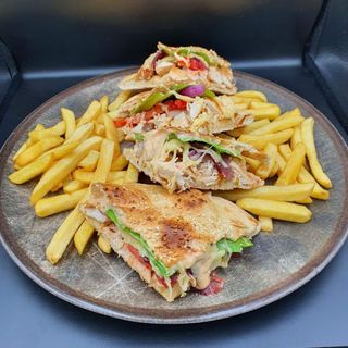 Royal sendvič i kolač