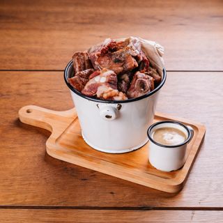 1 ვედრო შებოლილი ნეკნები