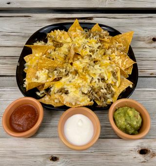Nachos Con Pollo