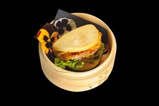 Gua bao chicken