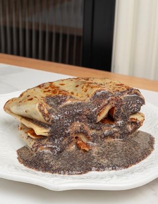 Блины с маком