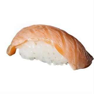 Nigiri Con Salmón Flambeado (2 Uds.)