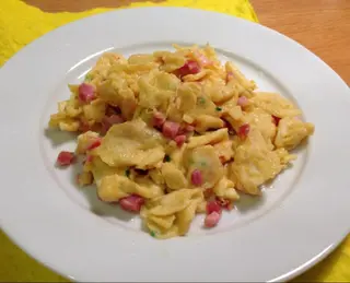 33. Huevos Revueltos Con Jamón