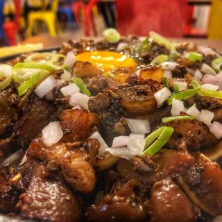 Sizzling Sisig
