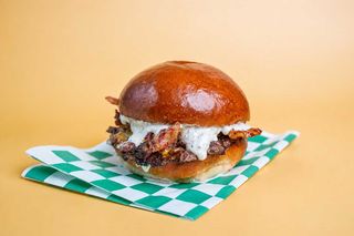 Dublu Dirty Truffle Smash Burger