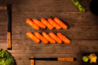 10 nigiri cu somon