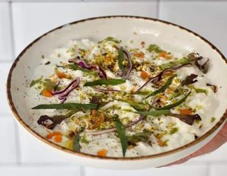 Stracciatella De Burrata Al Tartufo Con Nuestra Focaccia