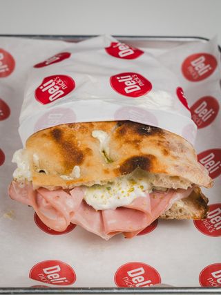 Mortadella focaccia sendvič 350gr