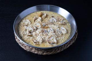 Arroz Meloso De Almejas En Salsa Verde