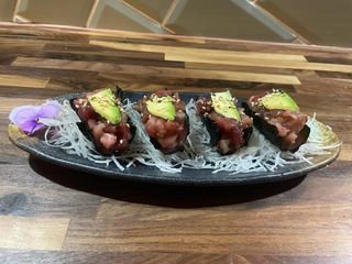 Mini Tacos de tartar de Atún