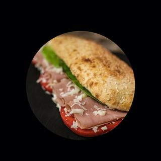 Sendvič sa šunkom i sirom