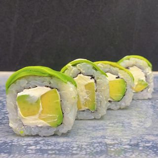 Cheese bamboo roll