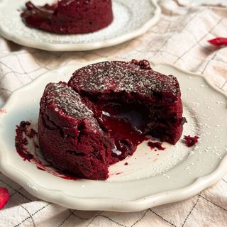 Molten Redvevet Cake