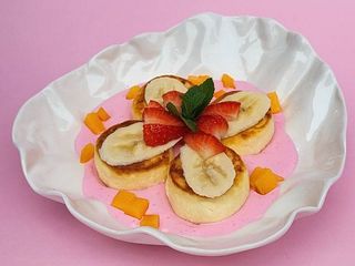 Сирники з вершковим соусом (350g)