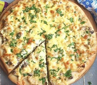 Пицца Жульен с курицей