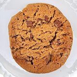 Cookie clásica con chips de chocolate