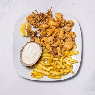 Pržene lignje pomfrit i tartar