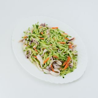 656 Lignje sa povrćem