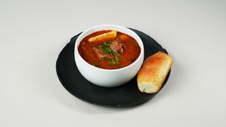 ნაკრები ხორცის სალიანკა  პური