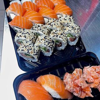 СЕТ ЛОСОСЕВИЙ  (855г .28шт )