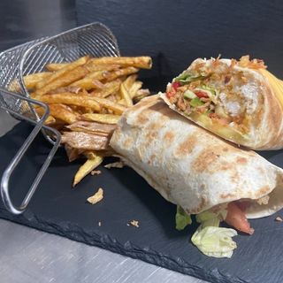Crunchy chicken wrap