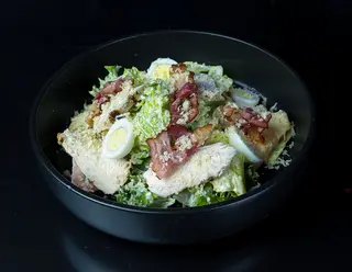 Салат Цезар з куркою (220 г)