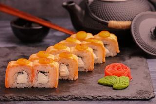 Запеченный ролл "Поцелуй гейши" (10 шт.)