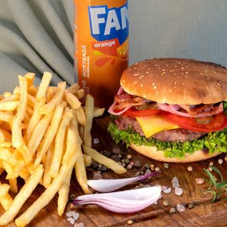 Комбо Бургер "BBQ" Glovo