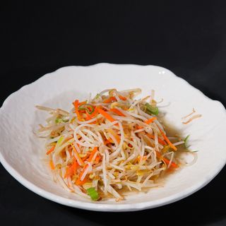 Germogli di soia saltati