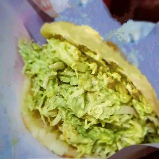 Arepa Reina Pepiada