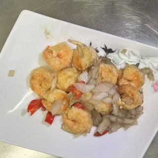 Gamberetti con sale e pepe