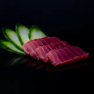 Sashimi tuna