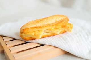 Bocadillo De Tortilla