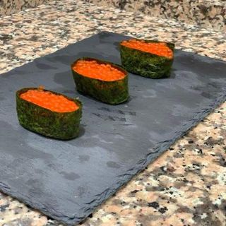 Gunkan De Caviar Rojo (2 Pzs.)