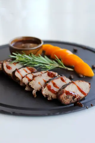 Свинина в кофейном соусе/ Carne de porc in cafea