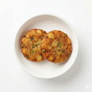15. Aloo Tikki (2 Pzs.)