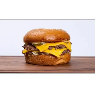 Classic Smash Cheeseburger plus