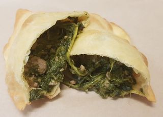 Panzerotto con salsiccia e friarielli