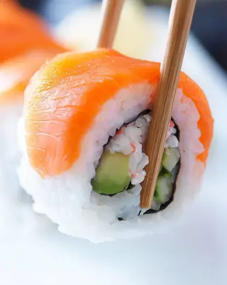Uramaki Avocado Roll