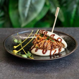 Łagodna z szarpaną wieprzowiną