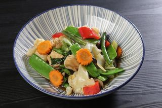 Stir fried vegetables/Phad Pak Raummit