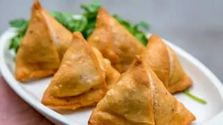 Chicken / vegetable samosa 4 pezzi