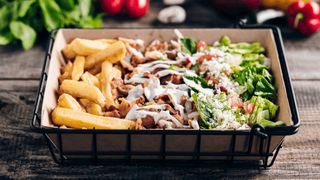 Duże danie z frytkami Turecki Klasyk dawniej "Mięsnyjesz"